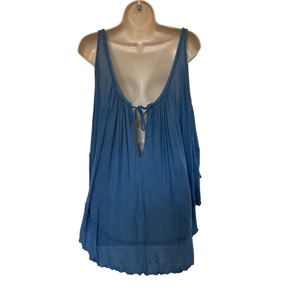 Free People Cold Shoulder Asymetrical Top Size XS Bell Sleeves Oversized - Picture 3 of 9